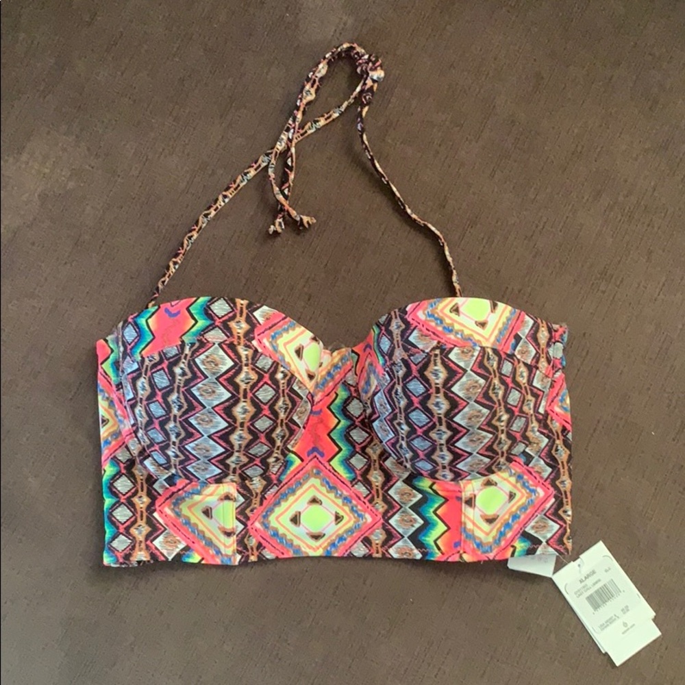NWT volcom bikini top